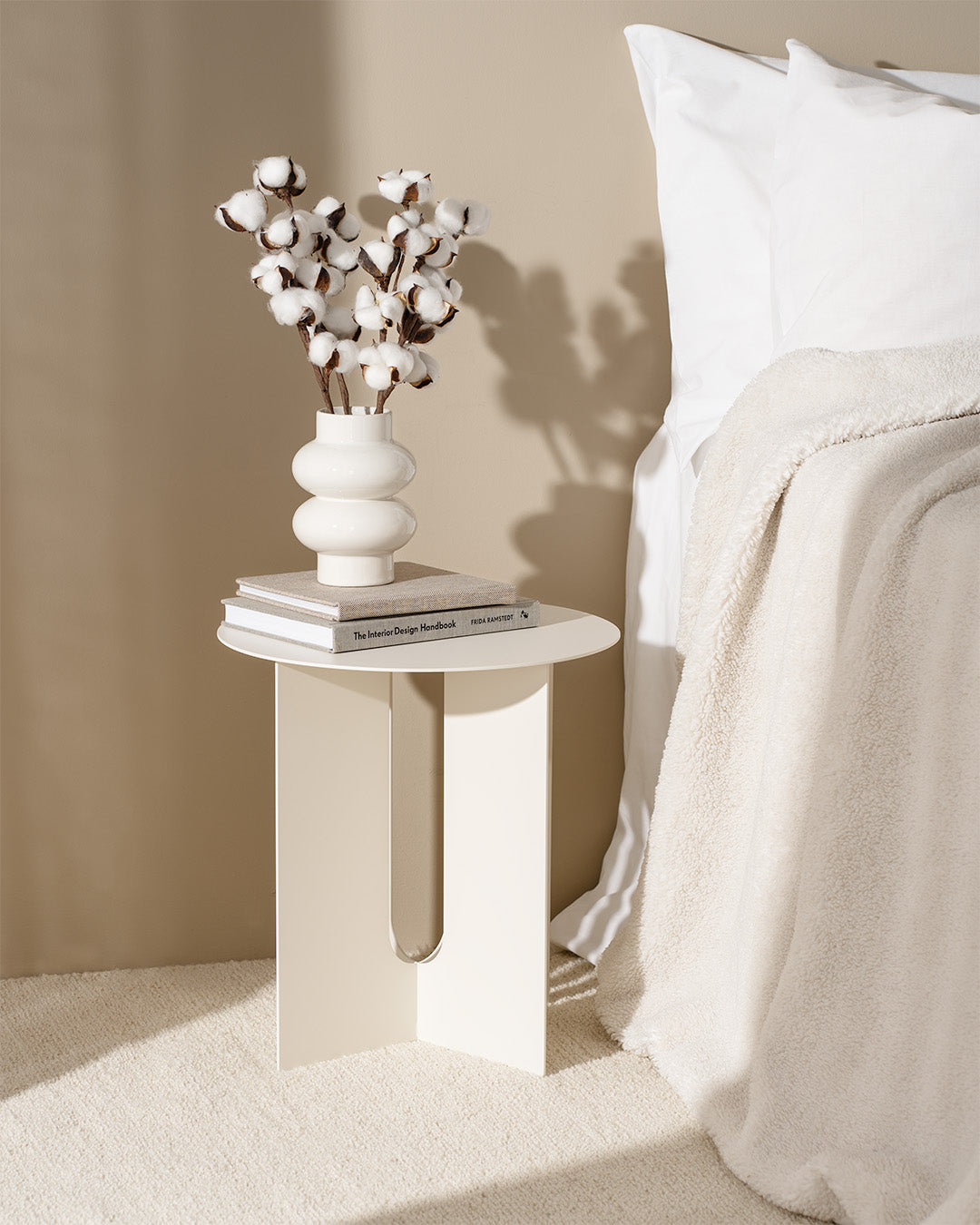 UUMO Side Table - White (40 cm)